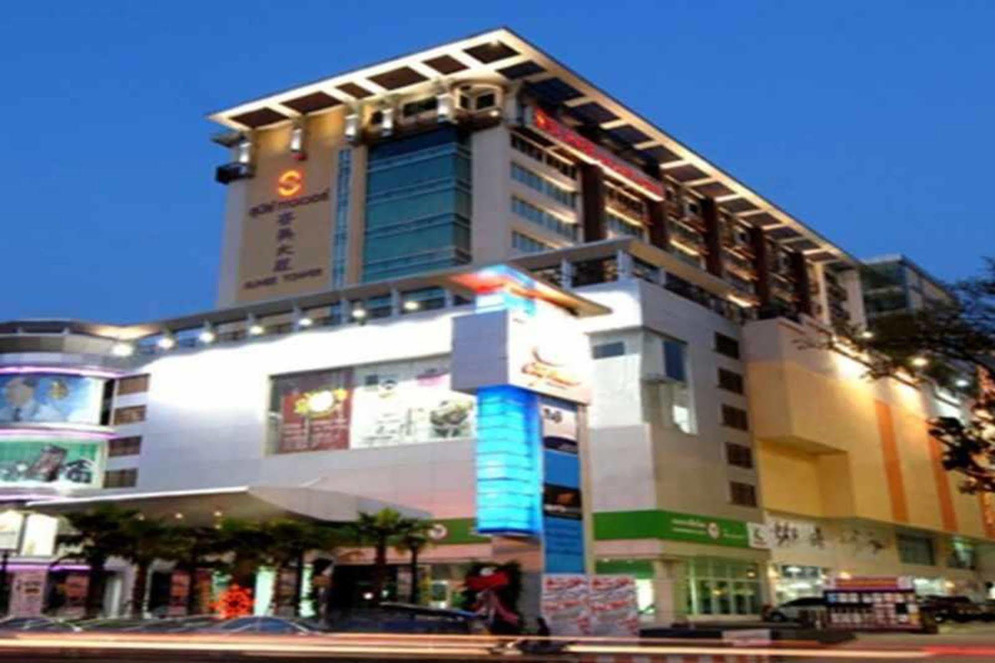 Sunee Grand Hotel And Convention Center Ubon Ratchathani Exterior foto